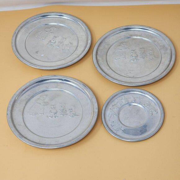 Vintage Aluminum Childrens Kitchenware Set Kittens Who Lost Their Mittens - Picture 2 of 15